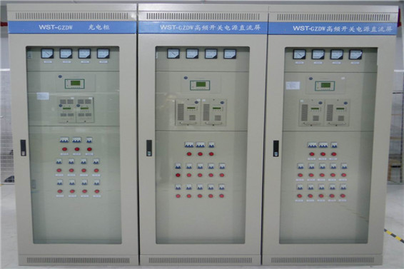 直流屏、微機保護測控裝置(圖1)